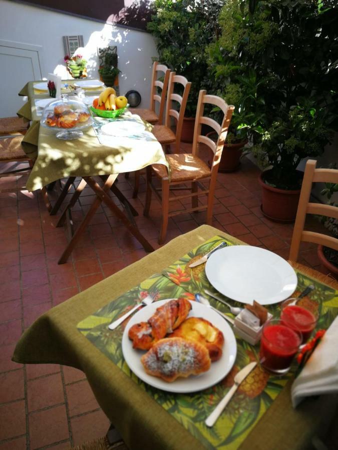 Palermit'Amo Acomodação com café da manhã Palermo Exterior foto