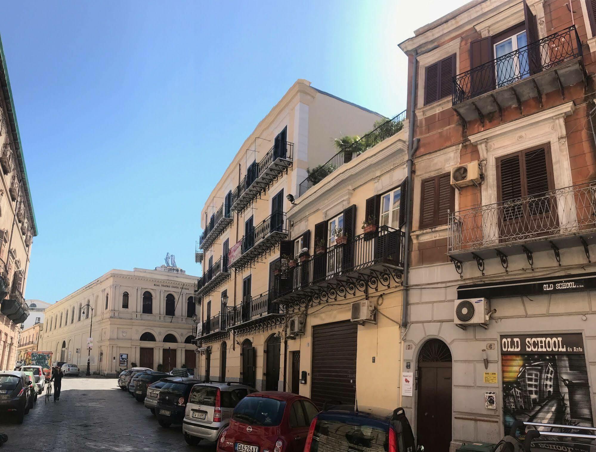 Palermit'Amo Acomodação com café da manhã Palermo Exterior foto